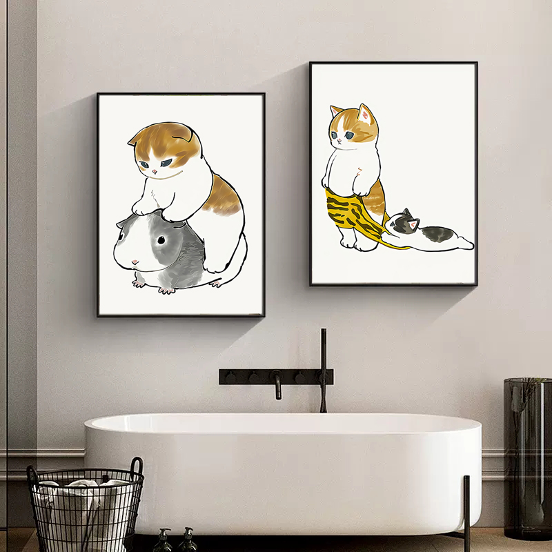 Home Bathroom Pictures - قط يلعب بالهاتف المحمول على المرحاض،